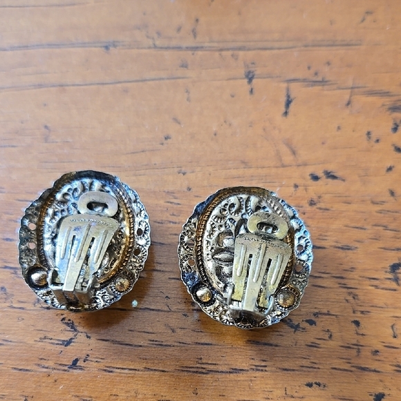 Vintage WEST Germany Coutting Couple Clip Ons - Picture 2 of 8